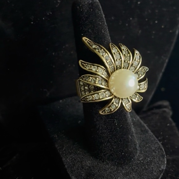 Heidi Daus Gold and Pearl Sunburst Ring sz4.5 - Picture 2 of 5